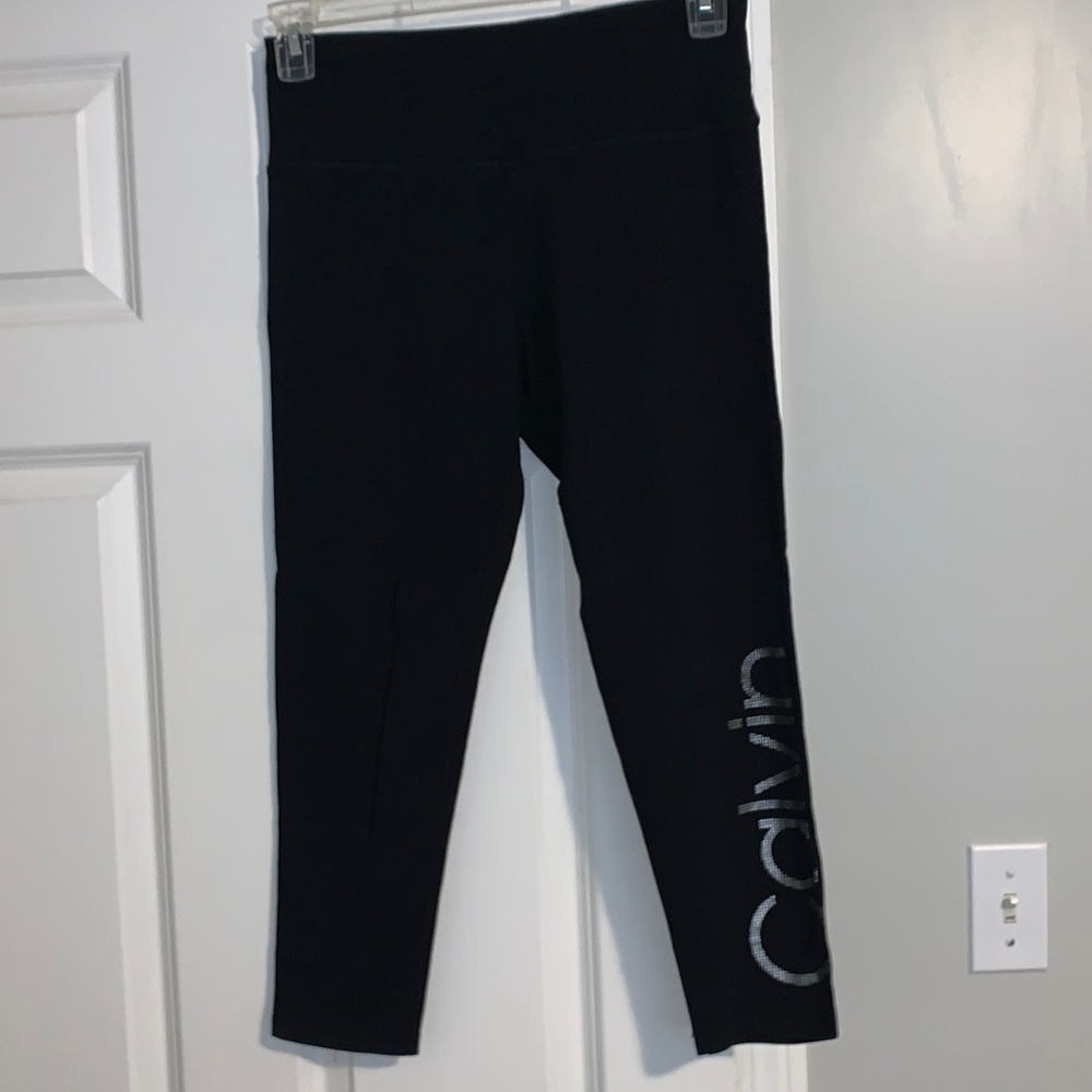 Black Calvin Klein Crop Leggings, size L